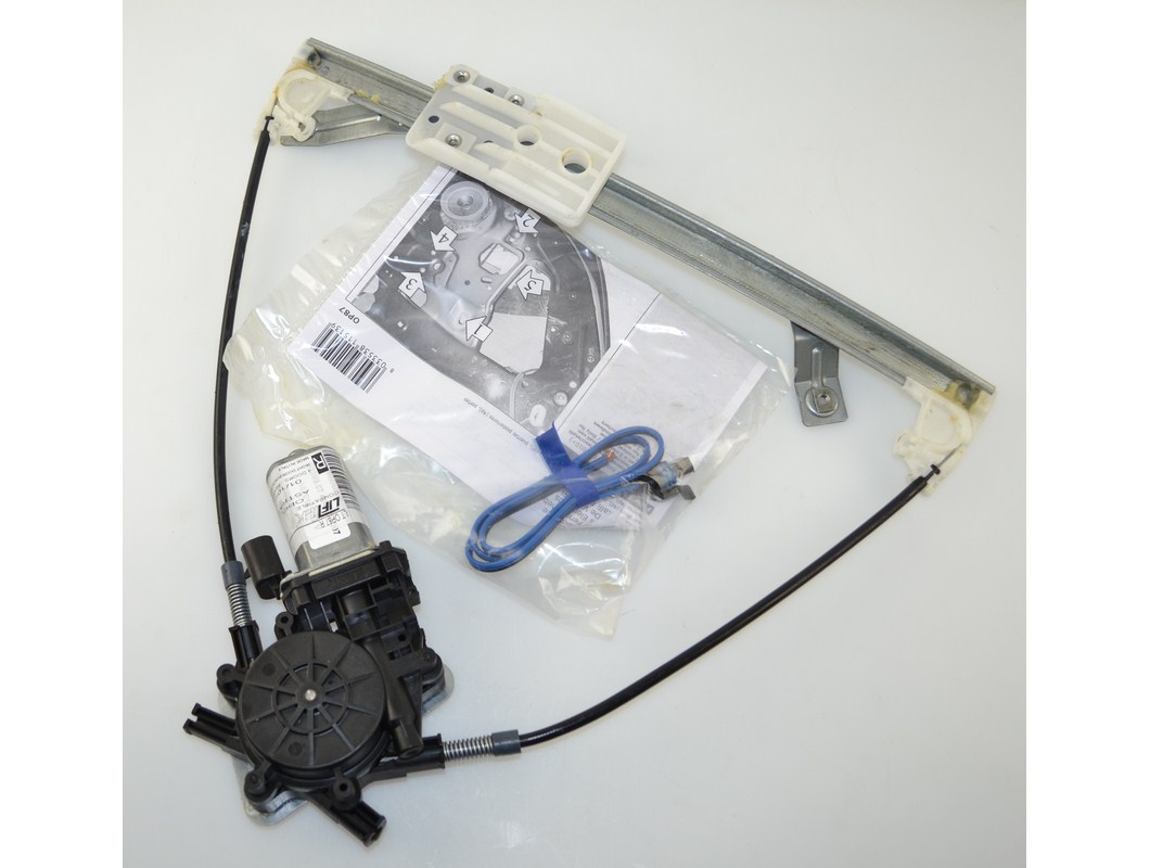 Pravá zadní stahovačka okna s motorkem OPEL ASTRA J 2009-2015