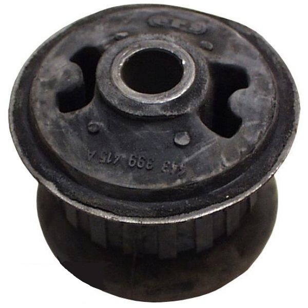 Uložení ramene nápravy AUDI 100 C2 C3 , 200 , V8