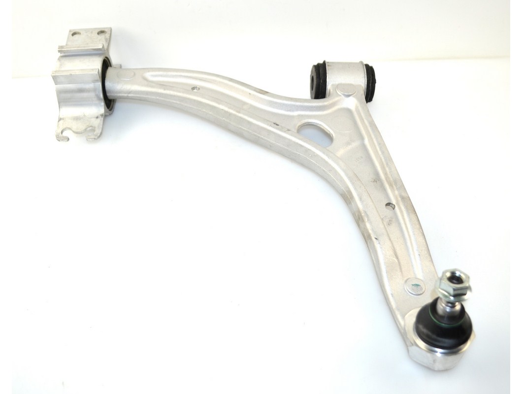 Pravé přední rameno nápravy MERCEDES BENZ A W176 B W246 CLA W242 C117