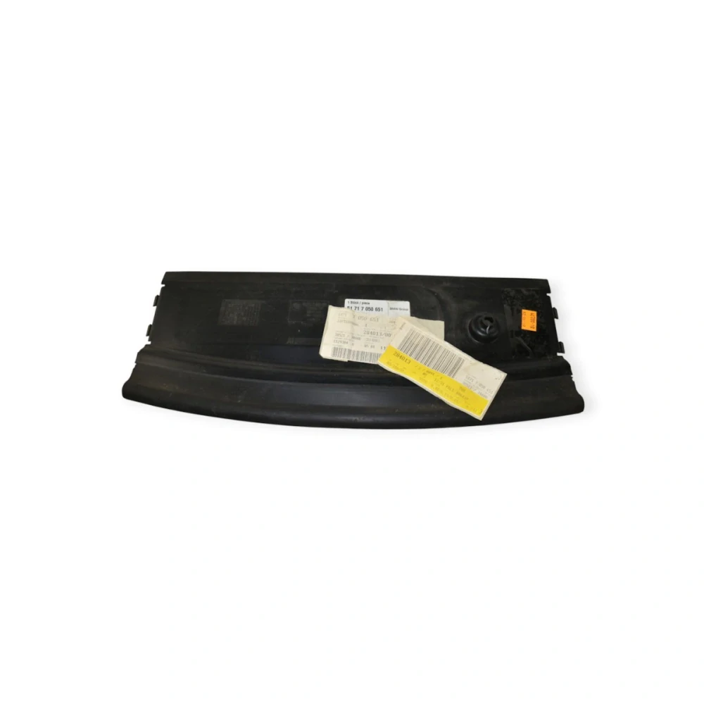 Vedení vzduchu chladiče - dolní BMW 5 E60 E61 2001-2007 - ORIGINÁL