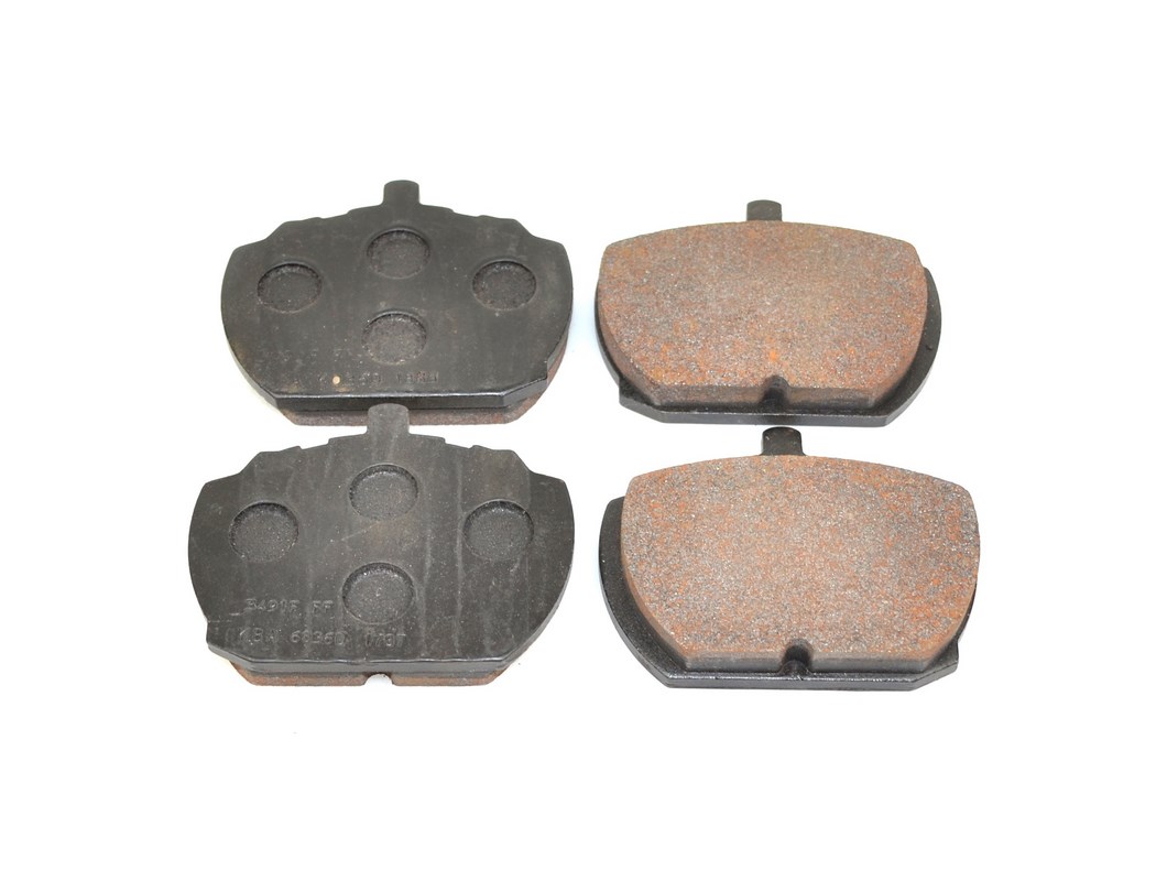 Přední brzdové destičky FORD TRANSIT 1977-1989 - ROVER 2000-3500 76-86