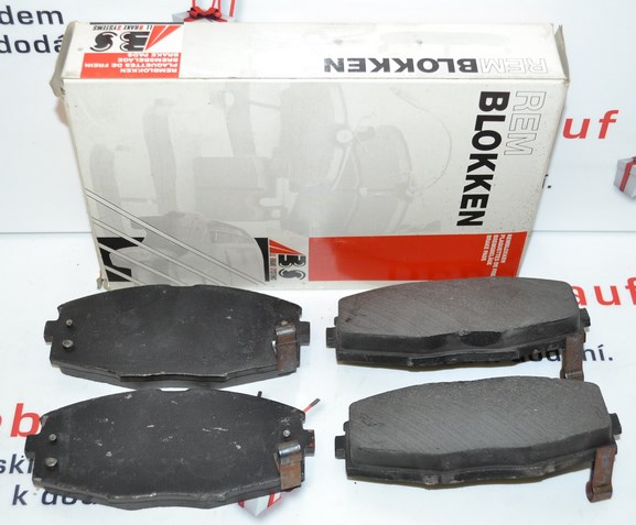 Přední brzdové destičky TOYOTA CAMRY 86-91 CELICA 89-93 SUPRA 86-93