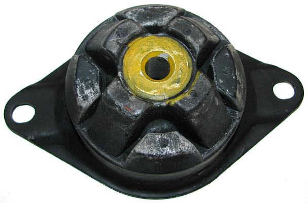 Zavěšení motoru AUDI 100 C3 - 1.8