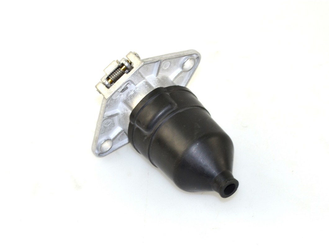 Zásuvka 7 pólů 24V typ N hliník + gumové těsnění - HELLA 8JB003833-011
