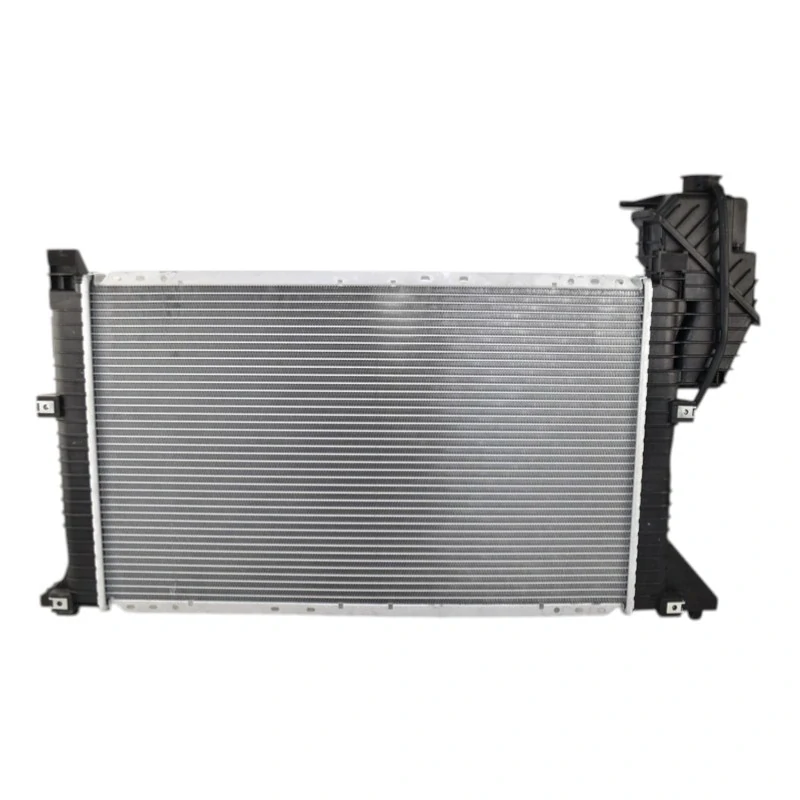 Chladič vody motoru MERCEDES BENZ SPRINTER 212 D , 312 D 2.9 1995-2000