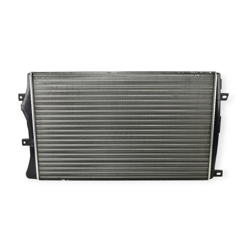 Chladič vody motoru AUDI SEAT ŠKODA OCTAVIA II RAPID SUPERB YETI VW
