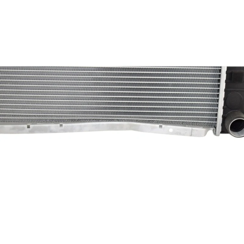 Chladič vody motoru MERCEDES BENZ SPRINTER 212 D , 312 D 2.9 1995-2000
